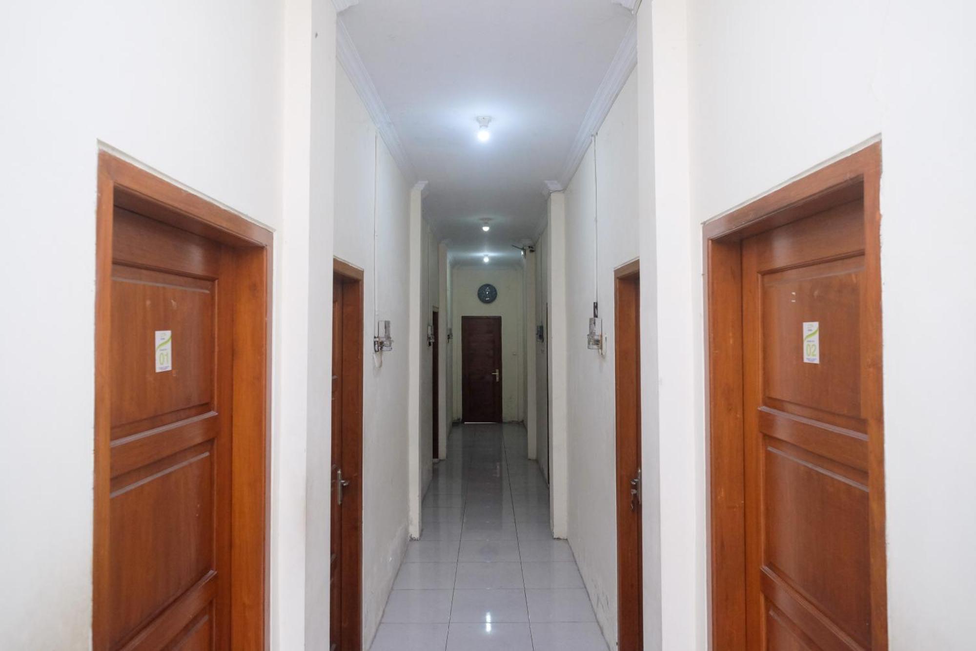 Kejayan Reddoorz Syariah Near Pakuwon Mall Jogja מראה חיצוני תמונה