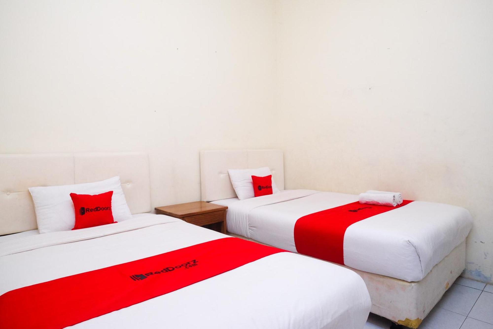 Kejayan Reddoorz Syariah Near Pakuwon Mall Jogja מראה חיצוני תמונה