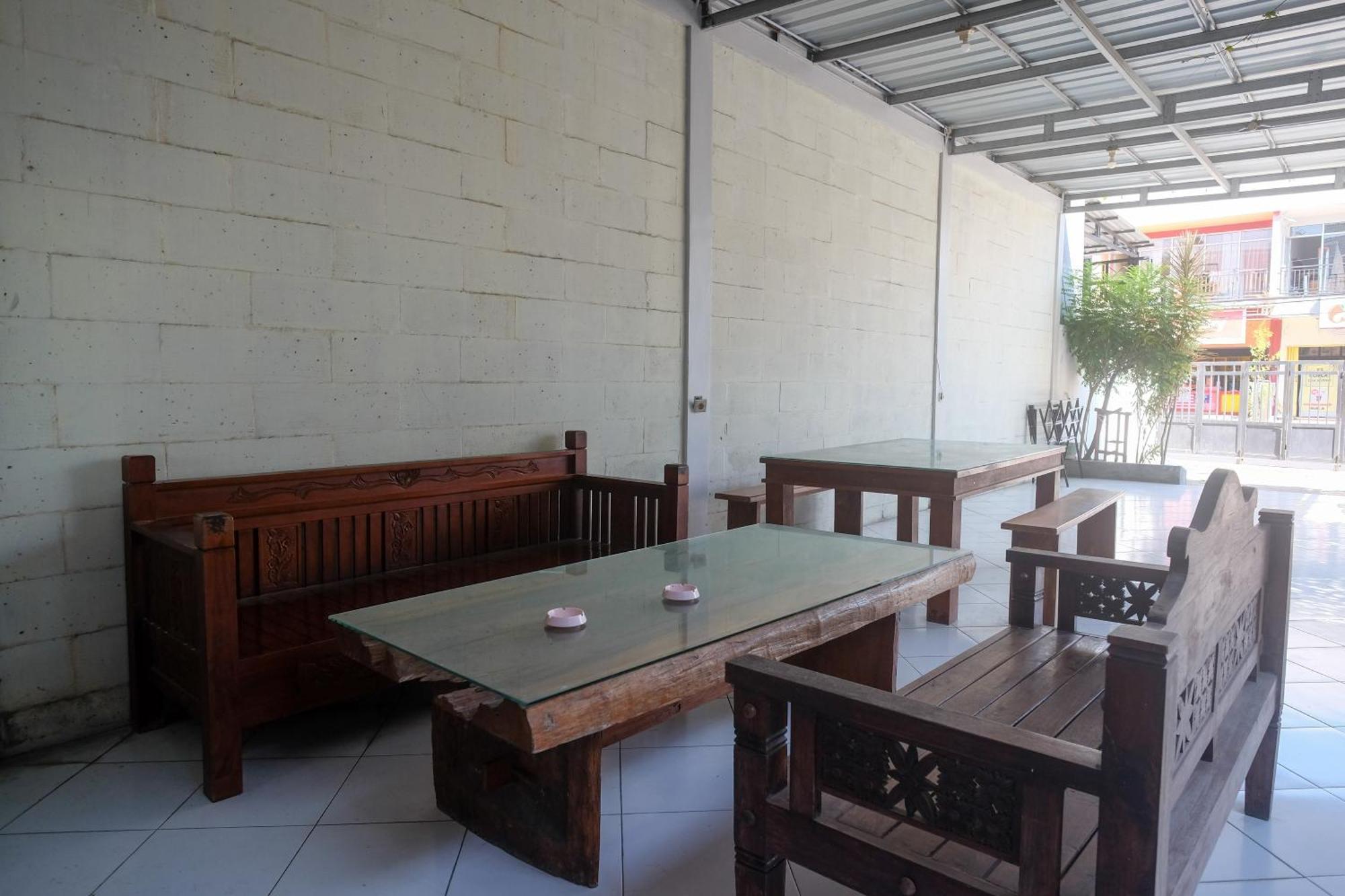 Kejayan Reddoorz Syariah Near Pakuwon Mall Jogja מראה חיצוני תמונה